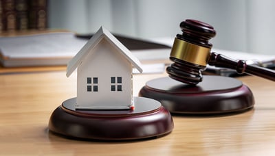 loi-logement-maison-reglementation-marteau