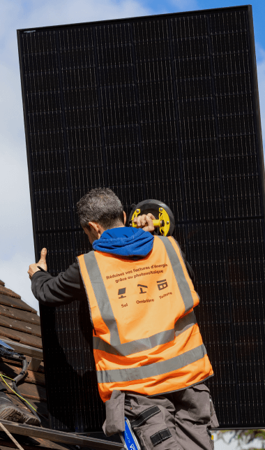 installation-panneaux-solaires-pv-toit-bulle-particuliers-hellio-3